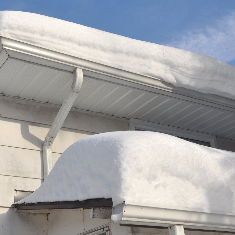⛅️ As the weather warms up this weekend, that snow will melt and may cause some preventable damage in the form of ice dams. Be proactive and follow these cost-effective tips! ift.tt/2lHhrGE