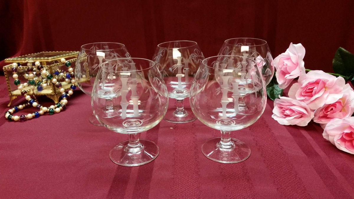 Lyn_Bluefish901's tweet image. 1950s Noritake SASAKI Bamboo Pattern Cognac Brandy Glasse… etsy.me/2vbxRdI #AmazingFunVintage #BambooPattern
