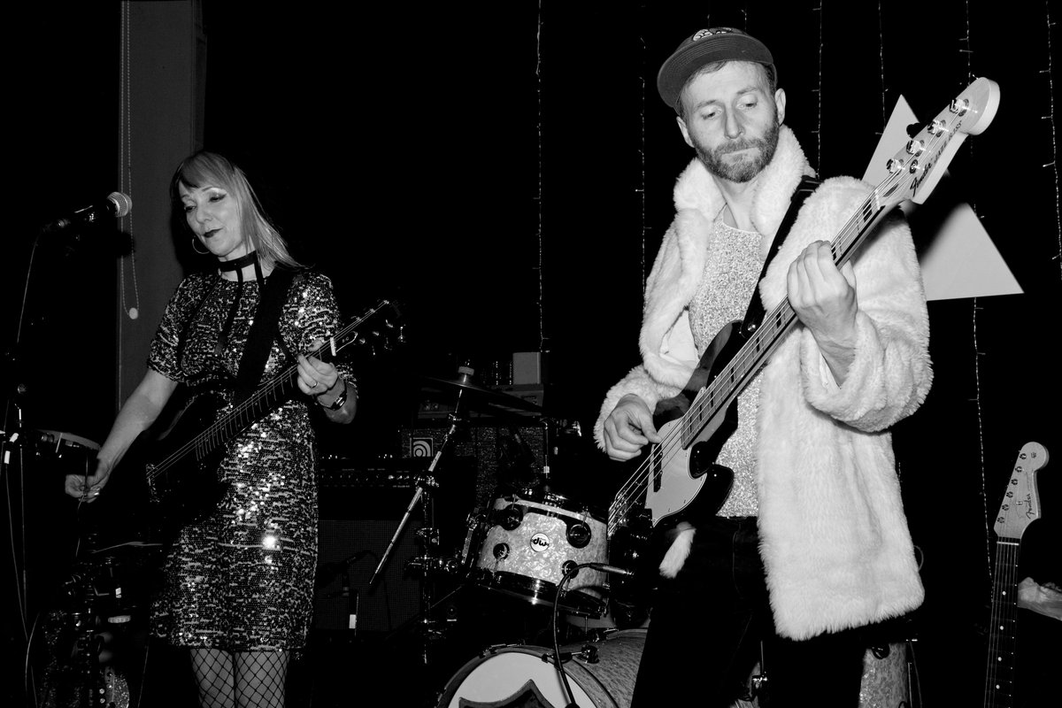 DeeIona's tweet image. FERAL FIVE @FeralFive - The Albert, Brighton. 07/12/2017.
The second gig of the evening. It's always great to spend time with the FERALs and it's always a great show. @kat_five @primitivelight
#TheAlbert #livemusic #brightonlive #B&amp;amp;W