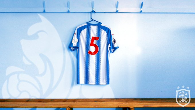 View image on Twitter