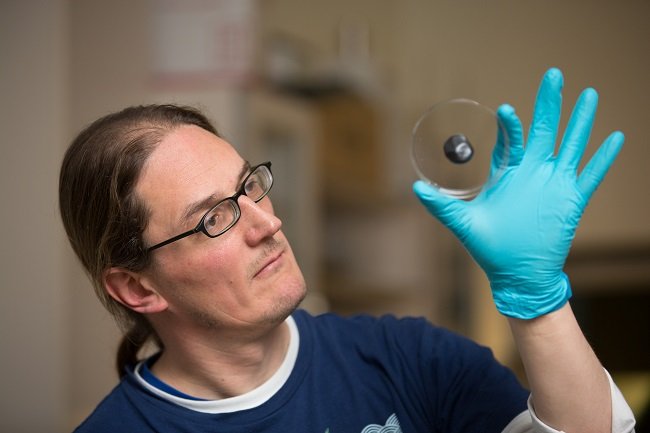 uFluidix's tweet image. 15 visionaries who have already seen the future: ow.ly/oQR030hx1qx  
Working with the most advanced science and technology, these visionaries are mapping out the shifting landscape of the 21st century.

#SciTech100 #LabOnAChip #exosuit #wearables #AI #VR #electronics