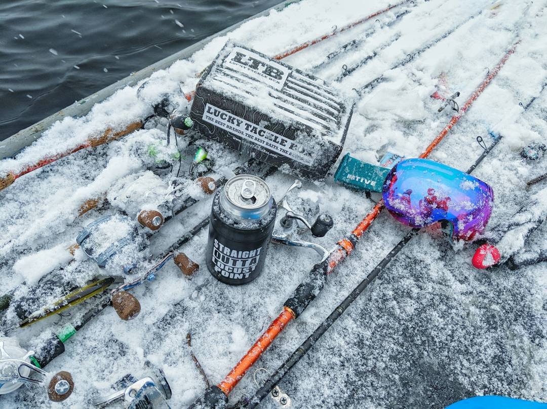 Carrotstix13's tweet image. Fishing in the snow. 🎣❄

Credit: Theo 

#fishing
#fishinglife
#fishingadventure
#fishingfun
#carrotstix