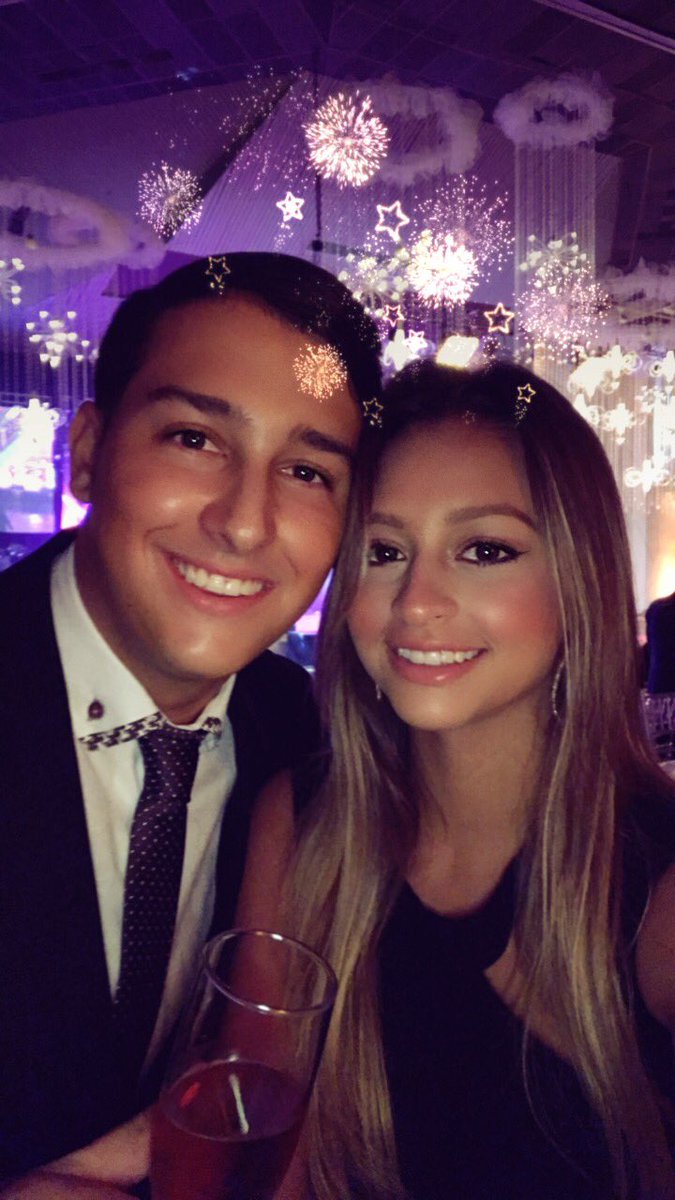 vickycdavis's tweet image. 2018🌹