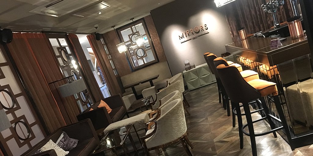 MirrorsBar's tweet photo. Have you had a tough first day back at work? Come and join us after work to relax over a drink or two. https://t.co/Kaen590YzA