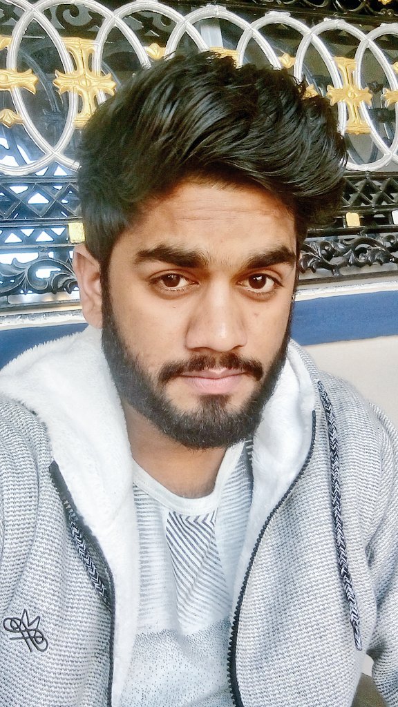 soni22rahul's tweet photo. #Looking #Heavy #ATTITUDE 😇😁 https://t.co/UF0SziVN9M