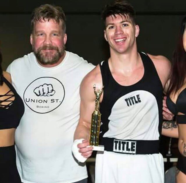 TITLEWoburn's tweet photo. Mike returns to the ring this Friday to compete in the @LowellGloves! Fights start at 7:30PM and there are still tickets available. Be sure to wish him luck #fridaynightfights #titleboxingclub https://t.co/RZCxfzrnrk
