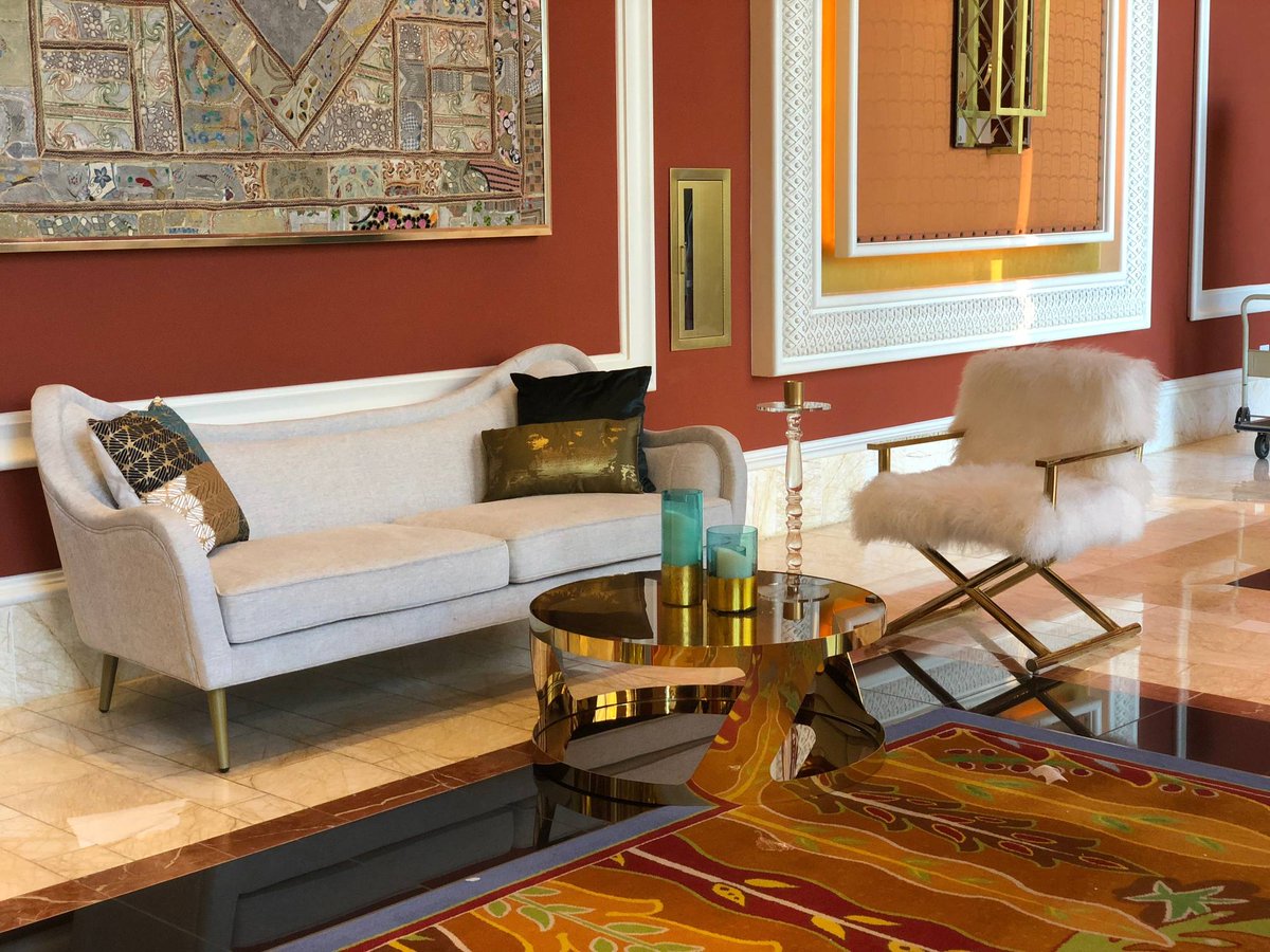 Wynn NYE party with Lux Lounge EFR. feat. Select pieces from the Glamour Collection  
luxloungeefr.com/wynn-nye-party…
#bringthelux #unleashyourcreativity #eventfurniturerental #eventdesign