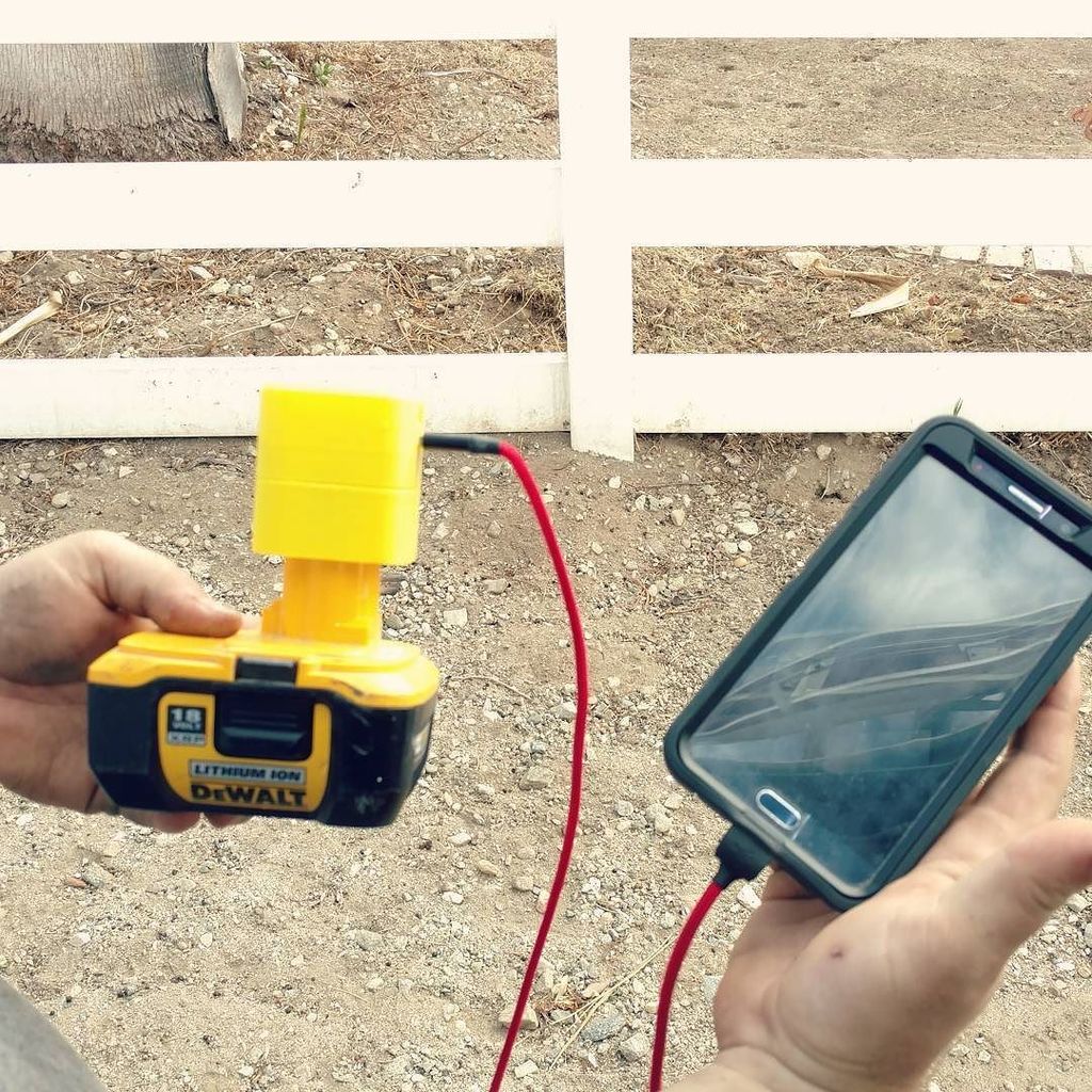 getusbeast's tweet photo. usbeastAnyone else still rockin' Dewalt XRP tools?
Use those batteries as a usb power source with the USBeast type D1!
Compatible with #dewalt #xrp
#usbeast #compatiblewith #milwaukeetools #m18
#compatiblewith #ryobi
#compatiblewith #ridgid
#compatiblewi… https://t.co/w6nv9qeRM4 https://t.co/wVhtB2P5GK