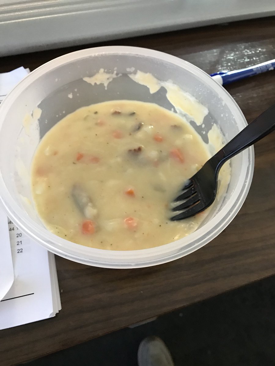 LloydColezone's tweet photo. Smoked some bacon, sprinkled it and some spicy pepper jack cheese into a creamy potato soup.... DELICIOUS!!!! Iโll start dieting tomorrow. #ResolutionProblems https://t.co/EtRXMYl8Uz
