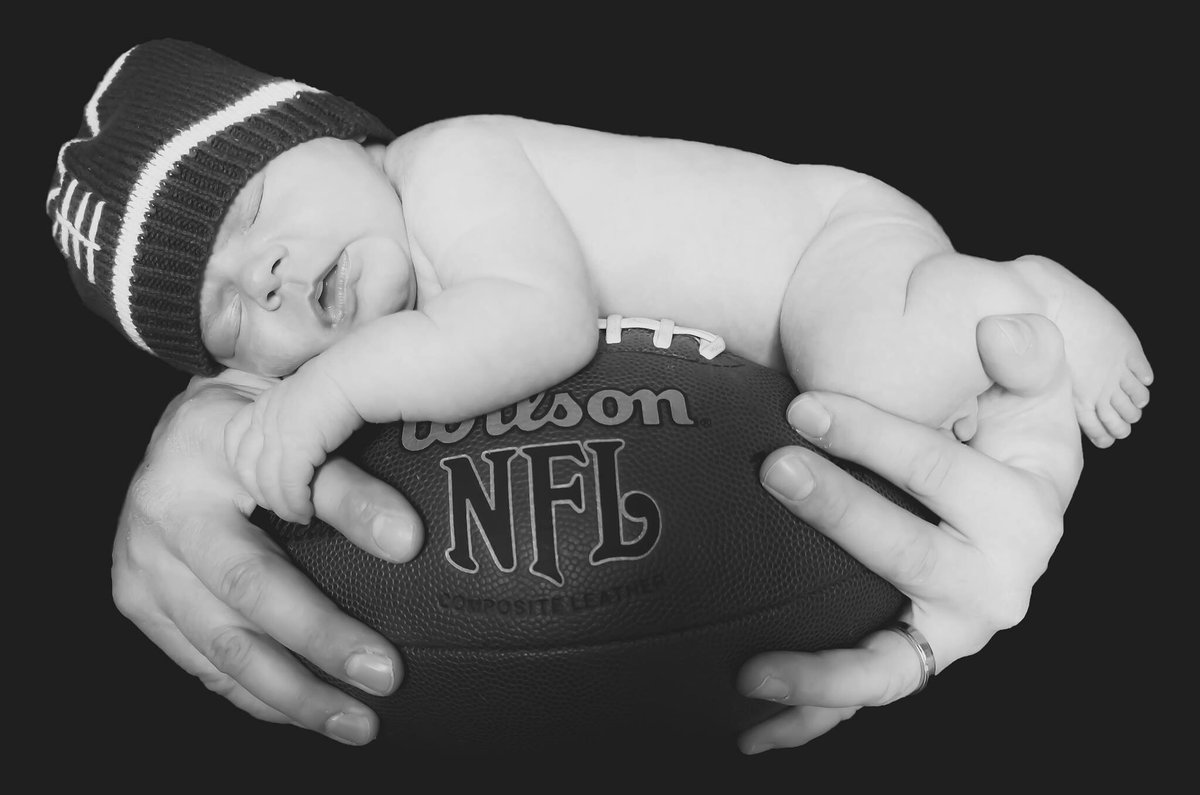 We haven’t seen a LOI yet but we are still excited to welcome Miss Payton Quinn Hubbard to the Swede family. This beauty was born at 2:24pm on December 15. Both momma and baby are doing magnificent.