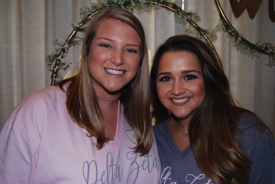 UTCDeltaZeta's tweet photo. happy twenty fun to this pretty lady!! we love you Kendall!! Have the most fabulous day ever 💋✨🥂@kendallagee https://t.co/OMvz5bQkZF