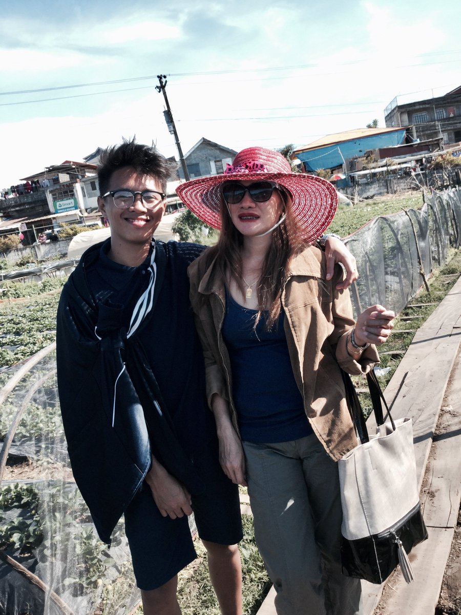 jerometheory's tweet image. 📍Strawberry Farm,  La Trinidad, Benguet 😊
