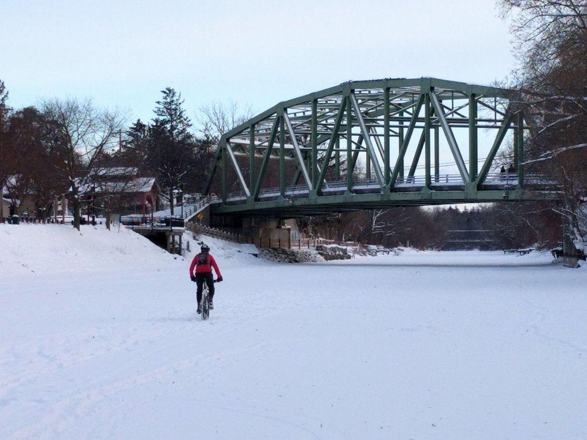 Upside of all this cold: we have another place to bike, walk and skate! <a href="/CycleTheErie/">Erie Canalway Trail</a> Village of #Pittsford #ROC #ErieCanal