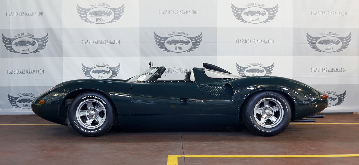 ClassicsJarama's tweet image. Hasta hace poco hemos tenido esto en el taller. ¿Alguno de nuestros seguidores sabe lo que es? Feliz 2018! / What is this? It has been at our workshop for Christmas... Happy new year! #cochesclasicos #classiccars