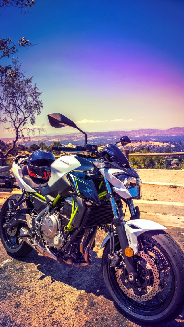 RedSpadeRacing's tweet image. Are you ready for the new year and adventure?! @KawasakiUSA