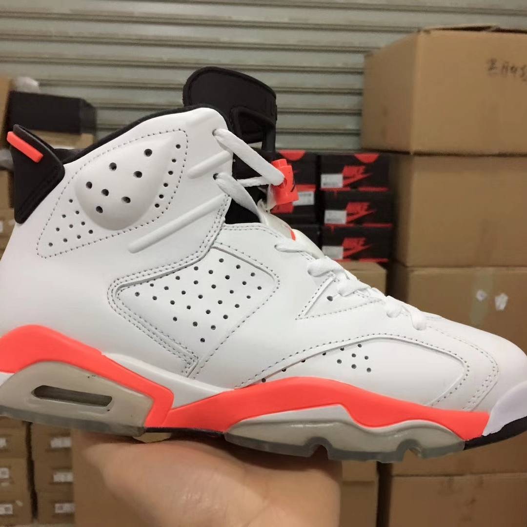 devinkicks1's tweet photo. Air Jordan 6 "White Infrared" 384664-123 US8-13 Just need $85
#jordan #airjordan #jordanshoes #jordan6 #airjordan6 #jordan6s #airjordan6s #whiteinfrared #jordan6infrared #airjordan6infrared #jordaninfrared #airjordaninfrared #sneakers #sneakerhead #kicks #kickfeed #kicksonfire https://t.co/yZJM7IyDVF