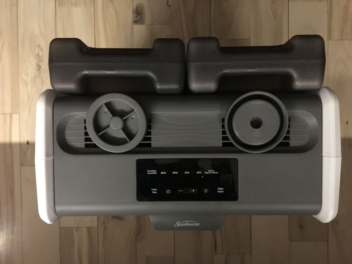 Hugcaron's tweet image. Real life #GNOG spotted in the wild! Congrats for the great game
@KOOPMode #GOTY2017 #MobileGame