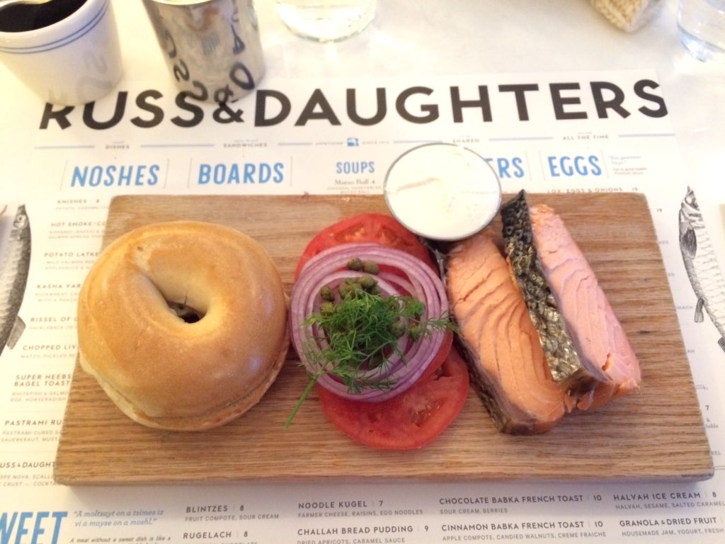 JennyCooneyHEc's tweet photo. Last of the NYC eats for a while @LoxPopuli ππ» #nycfood #jewishfood #holsover https://t.co/yuUxCnt5cm
