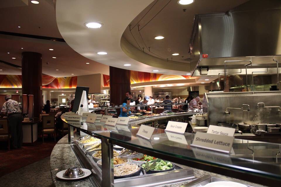 MorongoCasino's tweet photo. You don't have to break your New Year's Resolution when you come to Potrero Canyon #Buffet on #NationalBuffetDay! Come try #ItalianTuesday Buffet today for only $16.95- with your Morongo Rewards Club Card. https://t.co/WNDA2rVtH1