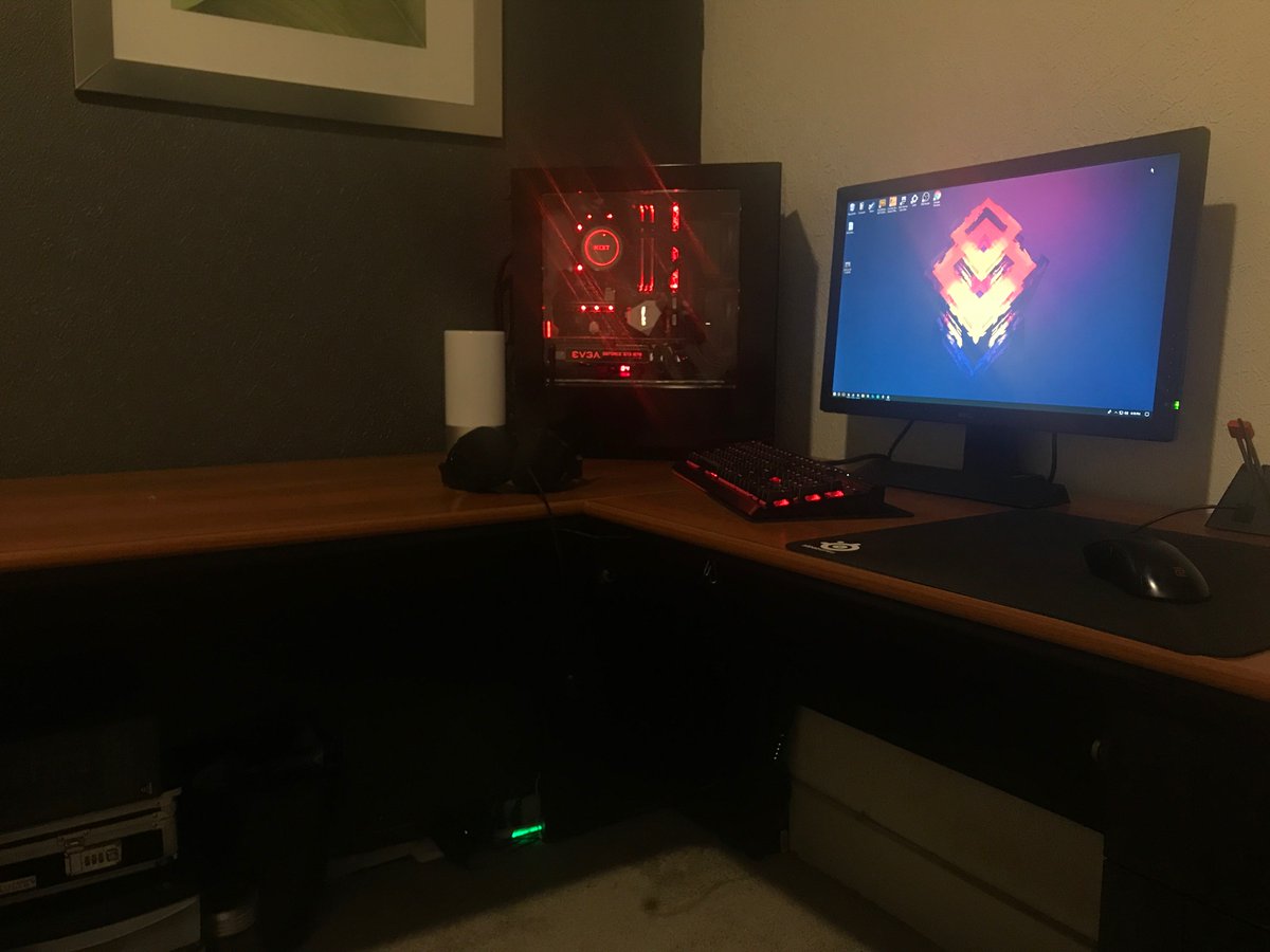 MaloGraphy's tweet image. Complete Setup
@NZXT @GIGABYTEUSA