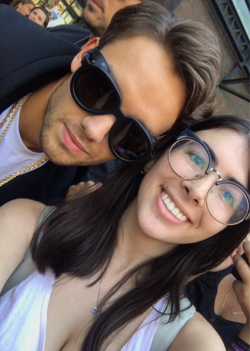 luvrgirlgab's tweet photo. july - met liam with @NamelessCass @casualtyamanda n @JOHNYSUS, met @halfmoonlouis, @littletomlinsun met louis, and saw kendall jenner up close woah https://t.co/dlydRXkGs2