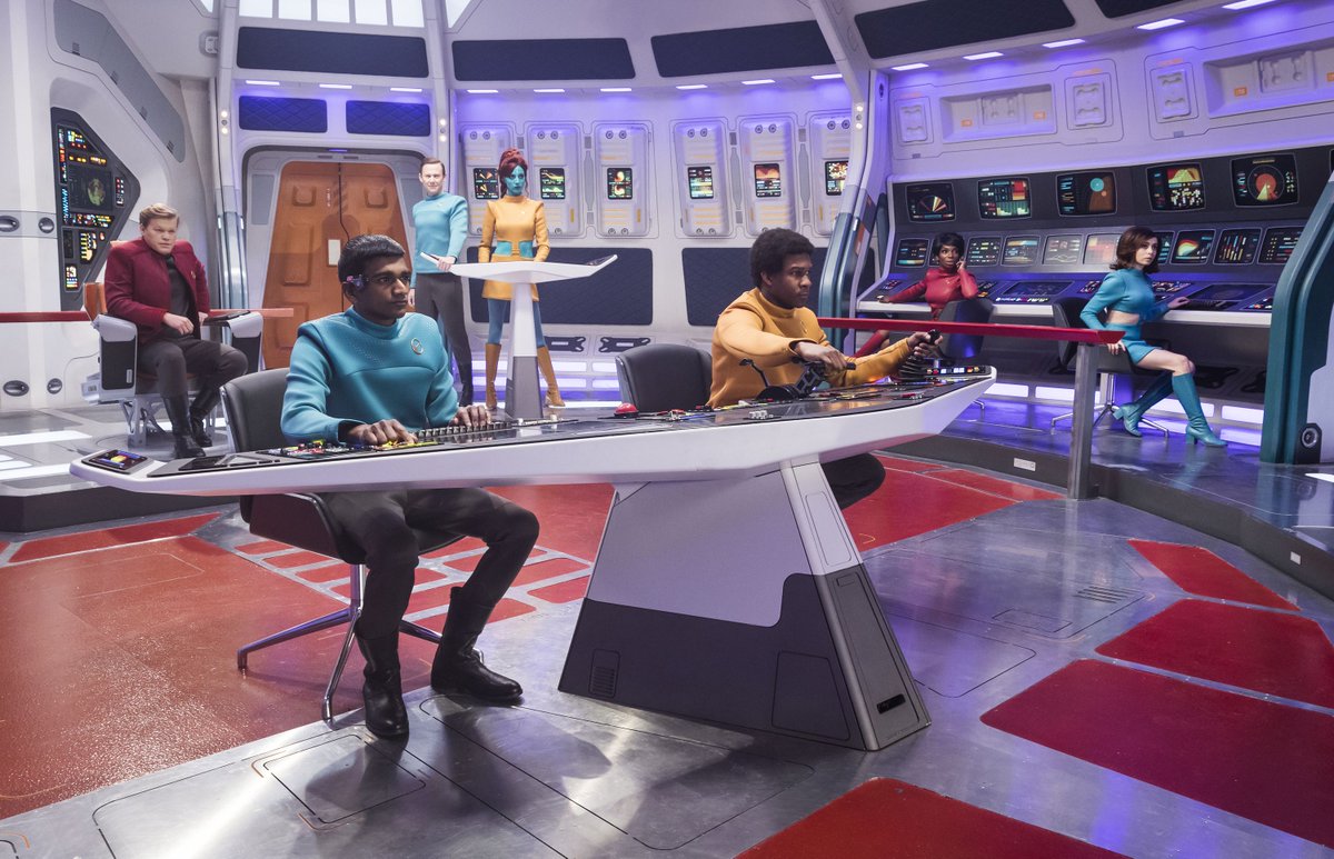 verge's tweet photo. In Black Mirror’s USS Callister, the true villains are real-world tech moguls https://t.co/Y5VA4I9qvC https://t.co/CQdPm6Dxp9