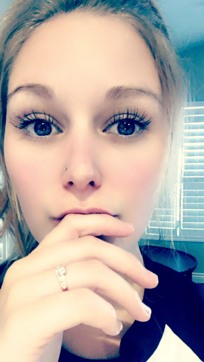madisonallenxox's tweet photo. Just got this mascara for Christmas and my god is it ever amazing!! @tartecosmetics #tartecosmetics #mascara #lightscameralashes https://t.co/MyE2SoIJLl