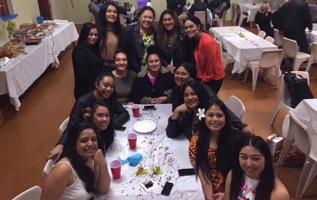 kingbyp's tweet image. Friends since forever 95/96/97 ♥️ Literally grateful being surrounded by my beautiful culture &amp;amp; my beautiful girls 🌺 Grateful we all grew up and went to the same schools 🙏🏽 Got backs 💯 #tokouso #Unbreakable #FobSquad #PolySquaaaa #SosoSquad 😂😂♥️🖤