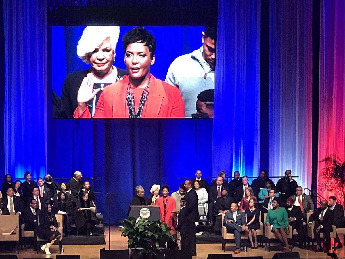 jasonesteves's tweet photo. Proud to call @KeishaBottoms the 60th Mayor of #ATL!  Look forward to working with her to create #OneAtlanta for all of our children and their families. #AtlantaMagic https://t.co/IxpQkx8c4k