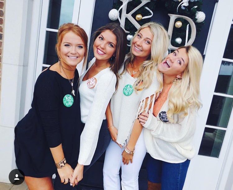 UTKKappaDelta's tweet image. Missing each other a little extra on this #AOTuesday