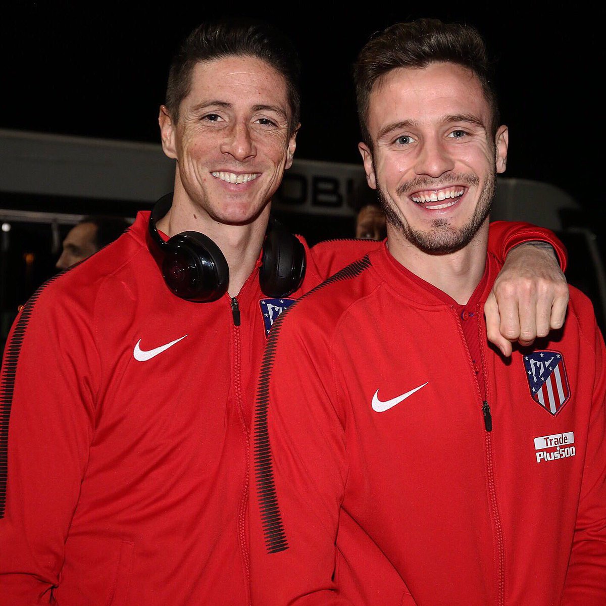 saulniguez's tweet photo. ¡Preparados para el primer partido del año! 🔱 https://t.co/SyKyfK15Mm
