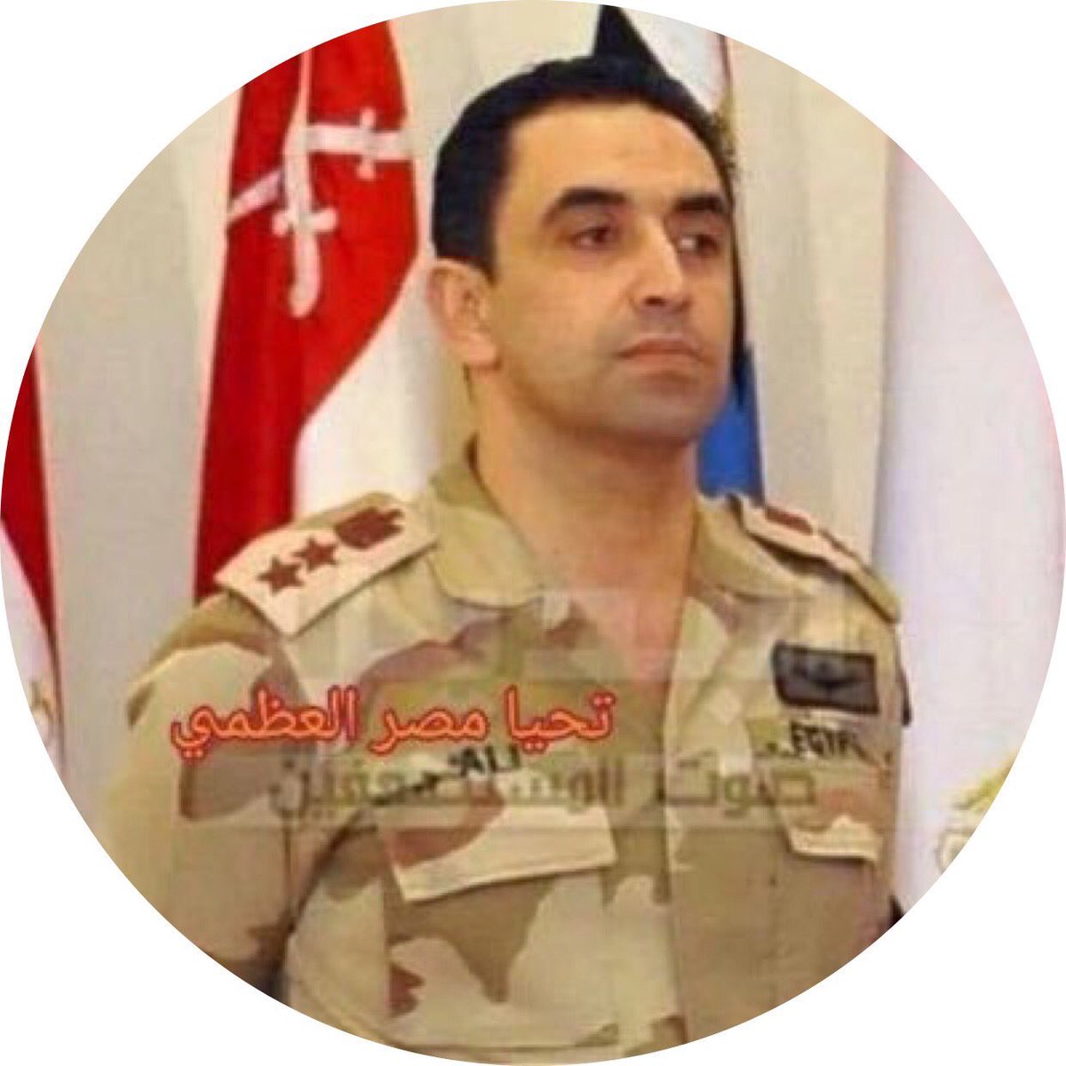 e0_wh9's tweet photo. لا تحمل هم الدنيا فإنها لله  👈ولاتحمل همَّ الرزق فإنه من الله ، 👈ولاتحمل هم المستقبل فإنه بيد الله 
فقط احمل همًا واحدًا 👈كيف ترضي الله .
متابعيني الكرام تصبحون على التمسك بكتاب الله وسنة رسول الله ﷺ https://t.co/7GH4NI7zbi