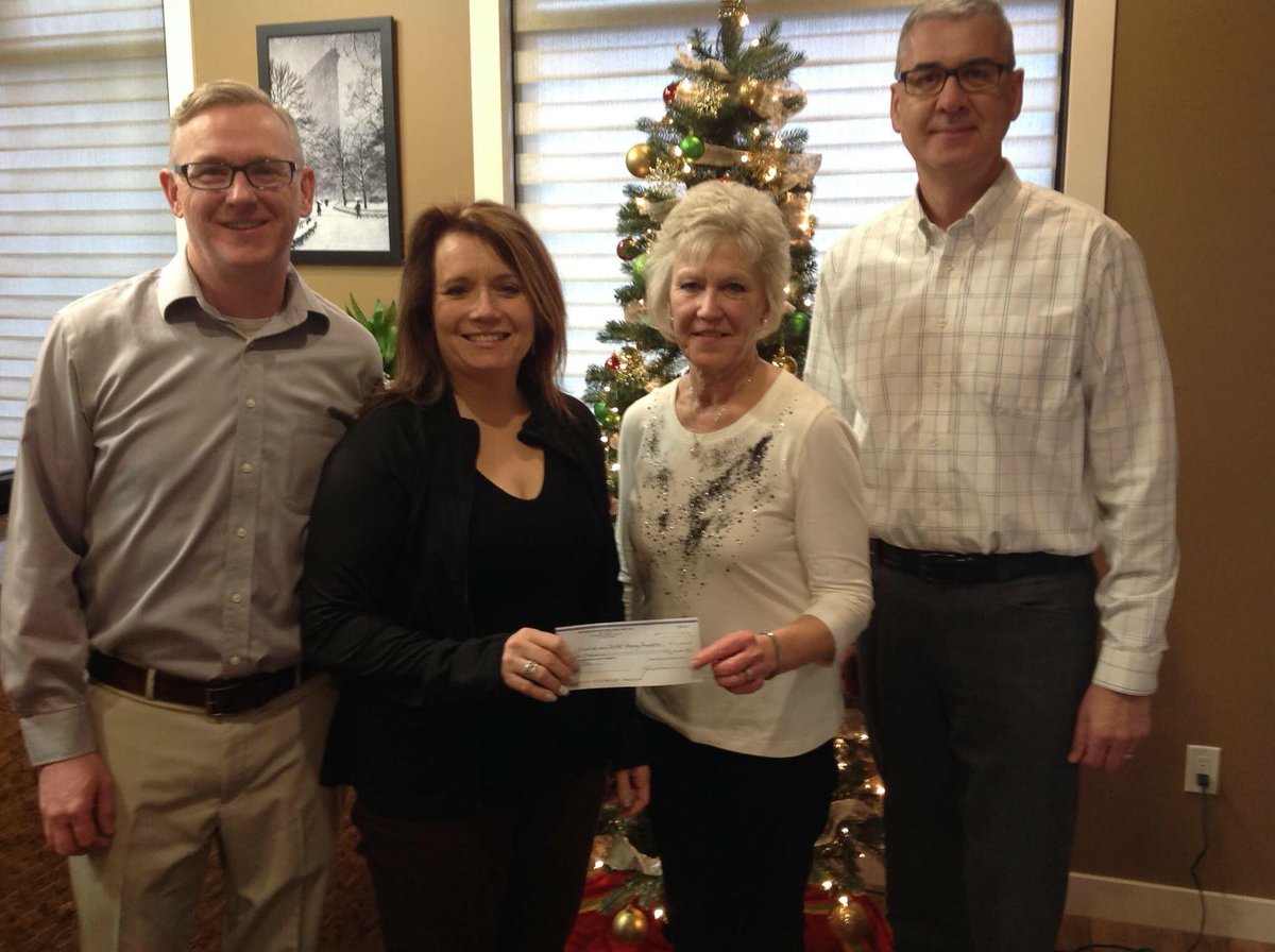VDHFCampaign's tweet photo. “The seniors in our area have given so much to our community, it’s only right that we give back to them. We are honoured to be a part of this legacy project.” 

Thank you Rick &amp; Bonnie Donily of Richardson Denture Clinic for the generous gift of $10,000!

#Vermilion #AB #VDHF https://t.co/DQYHnpg2Bf