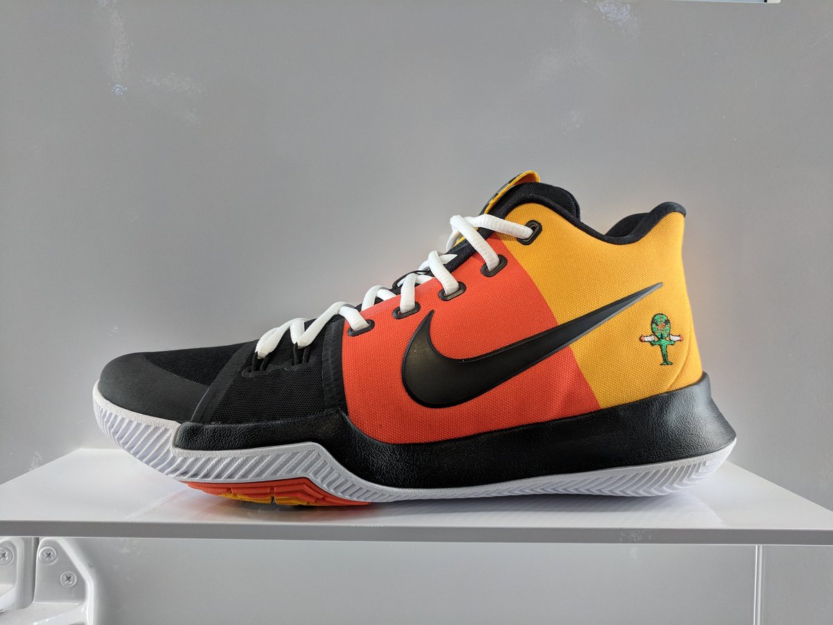 nike kyrie 3 ray gun