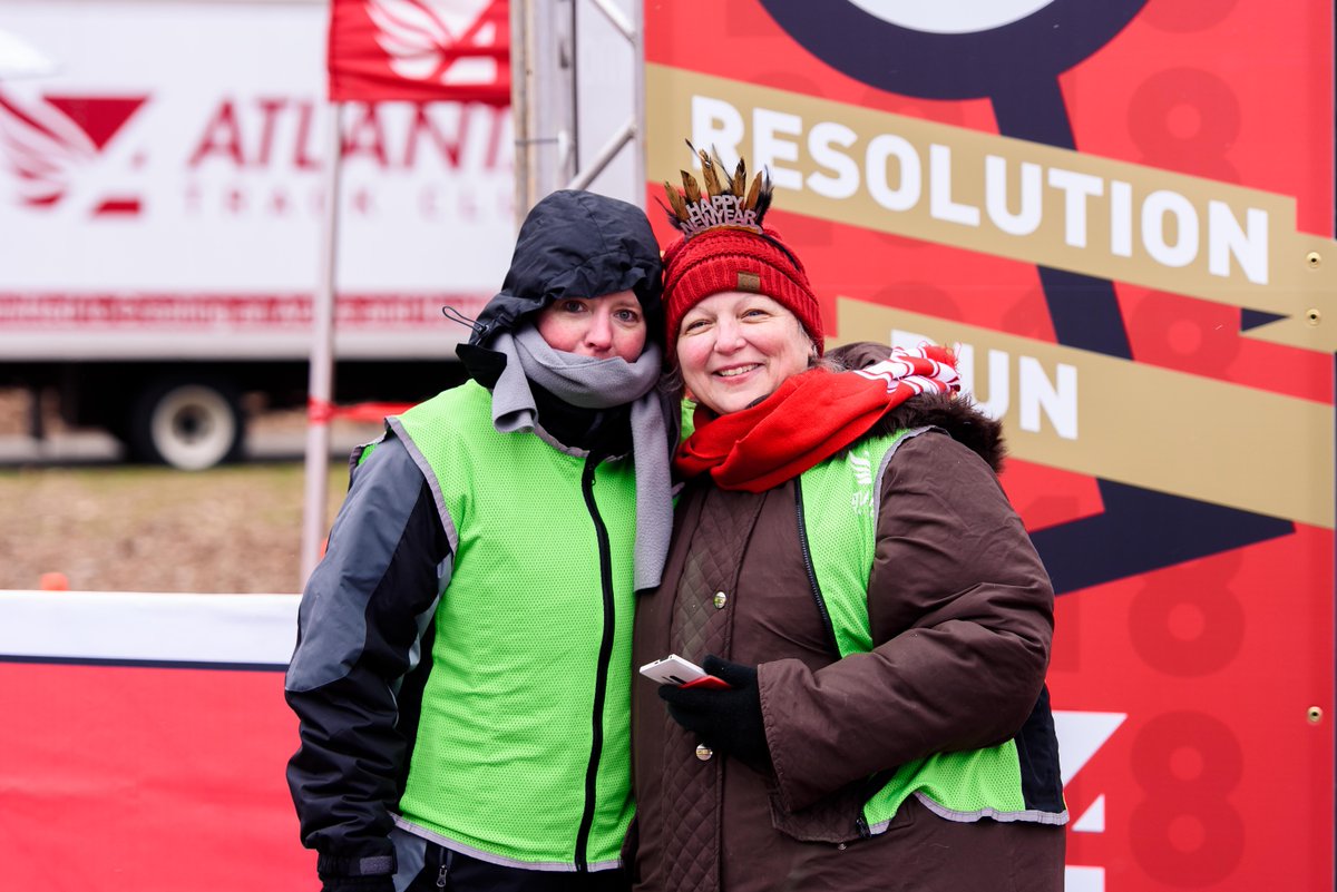 ATLtrackclub's tweet photo. Thank you to everyone who made #Resolution5K, One Mile & 50m Dash a success yesterday! The coldest #ATL #NewYears in 40 years, but that didn't stop our dedicated volunteers. THANK YOU volunteers, police officers, medical personnel, & City of Atlanta officials! https://t.co/WDJVzgpsb9