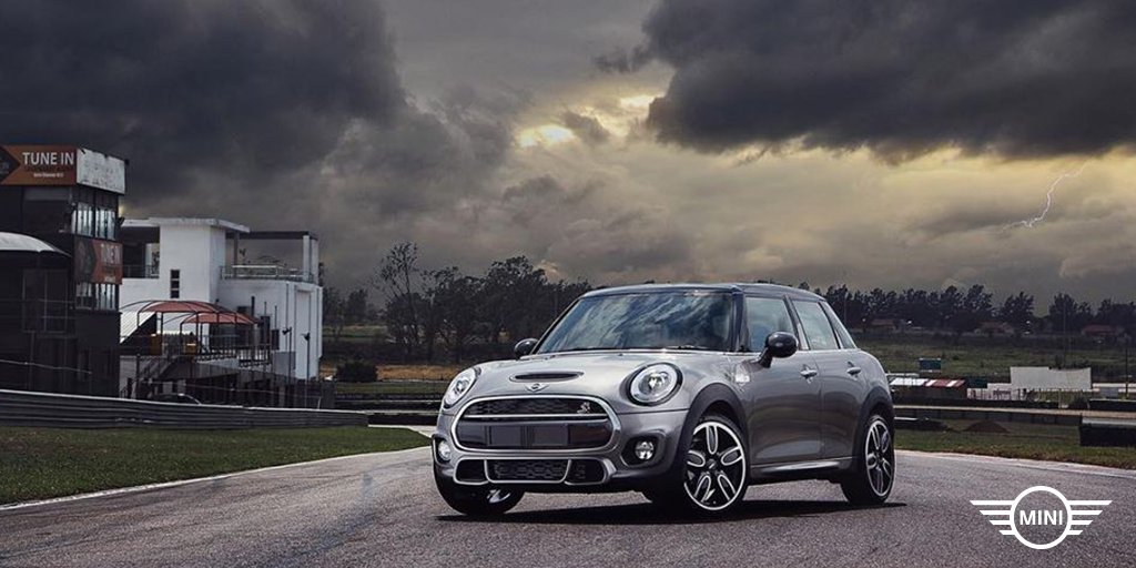 El #MIN 5puertas conjuga las cualidades de rendimiento pioneras del MINI con un diseño clásico y cómodo y numerosas funcionalidades.