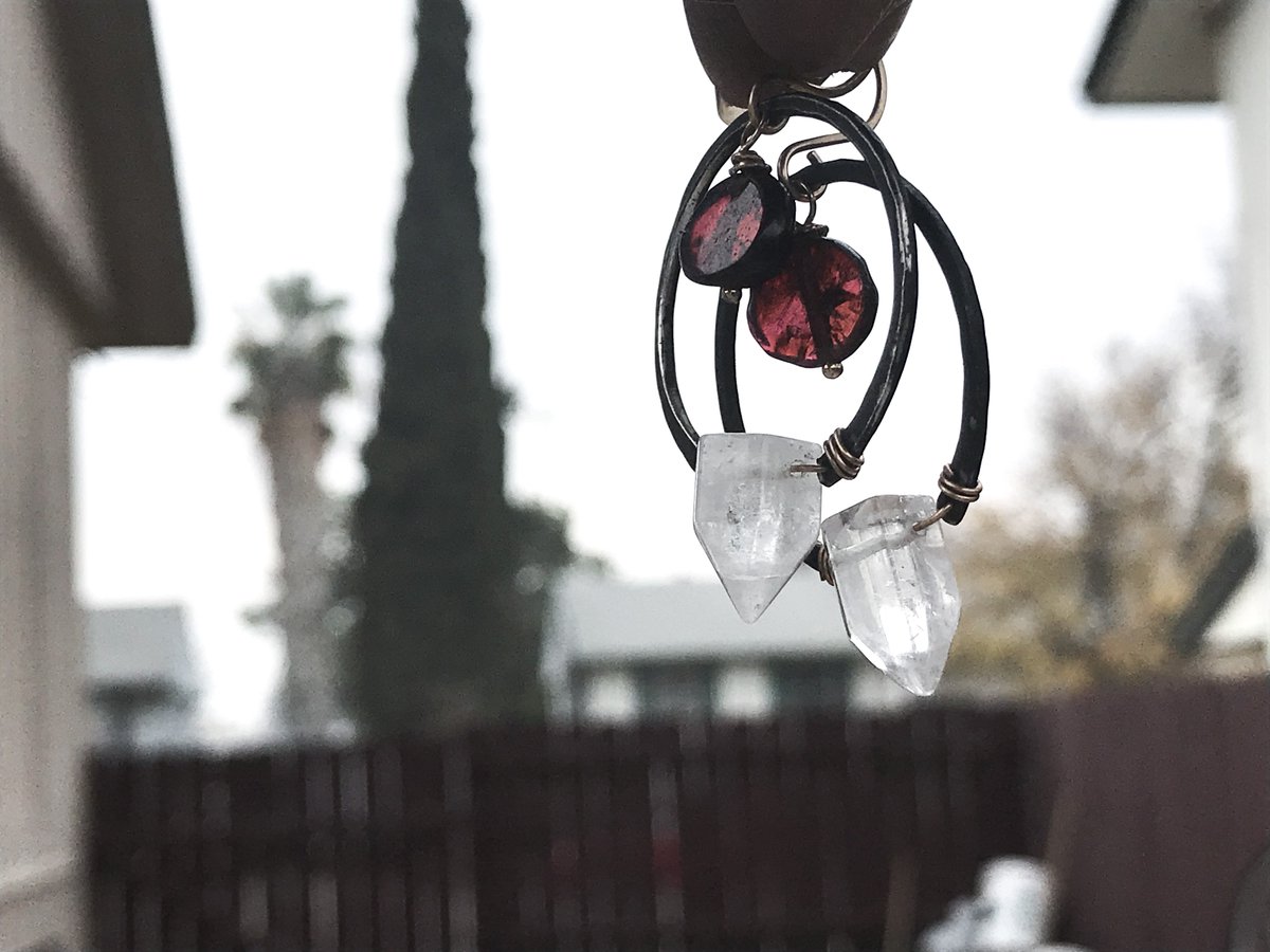 Fullmooncraft's tweet photo. Taking advantage of the overcast skies to take pictures of new things :) https://t.co/Tx5O51ogmW