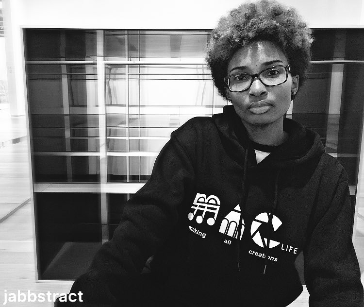 JABBstract's tweet image. What were you " #Made2Create "?

Shop MAC Life apparel @ makingallcreations.bigcartel.com

The message, the masses, the MAC!