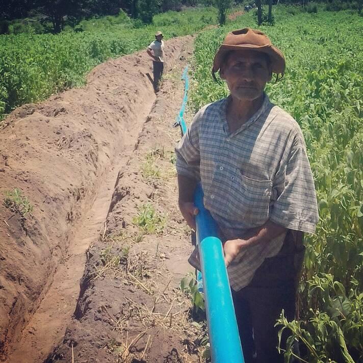 Jequi45's tweet photo. "O Sertanejo é, antes de tudo, um forte"
Esperança e suor!
Obra de captação de agua do Assentamento Franco Duarte - Jequitinhonha MG
#Jequi
#MeninosDoBem https://t.co/xHGTi0mkZM