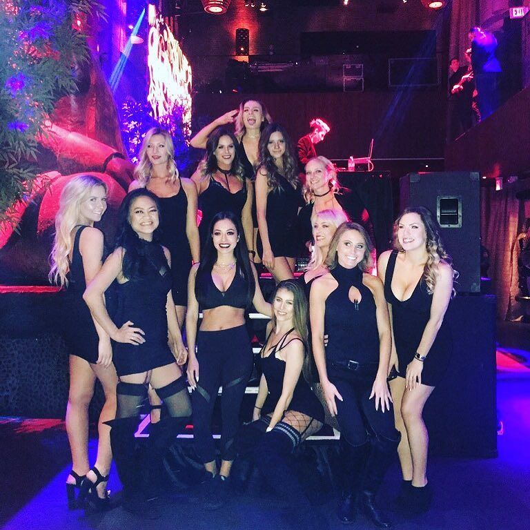 LisaW923's tweet photo. Happy New Years!!! #hellabelatedlol #ladiesoftao #NYE2018 https://t.co/1Fjpu7b3tj https://t.co/K6hmCKo4ix