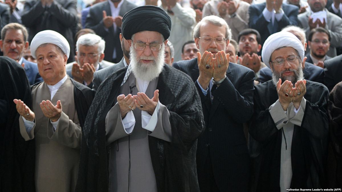 View image on Twitter