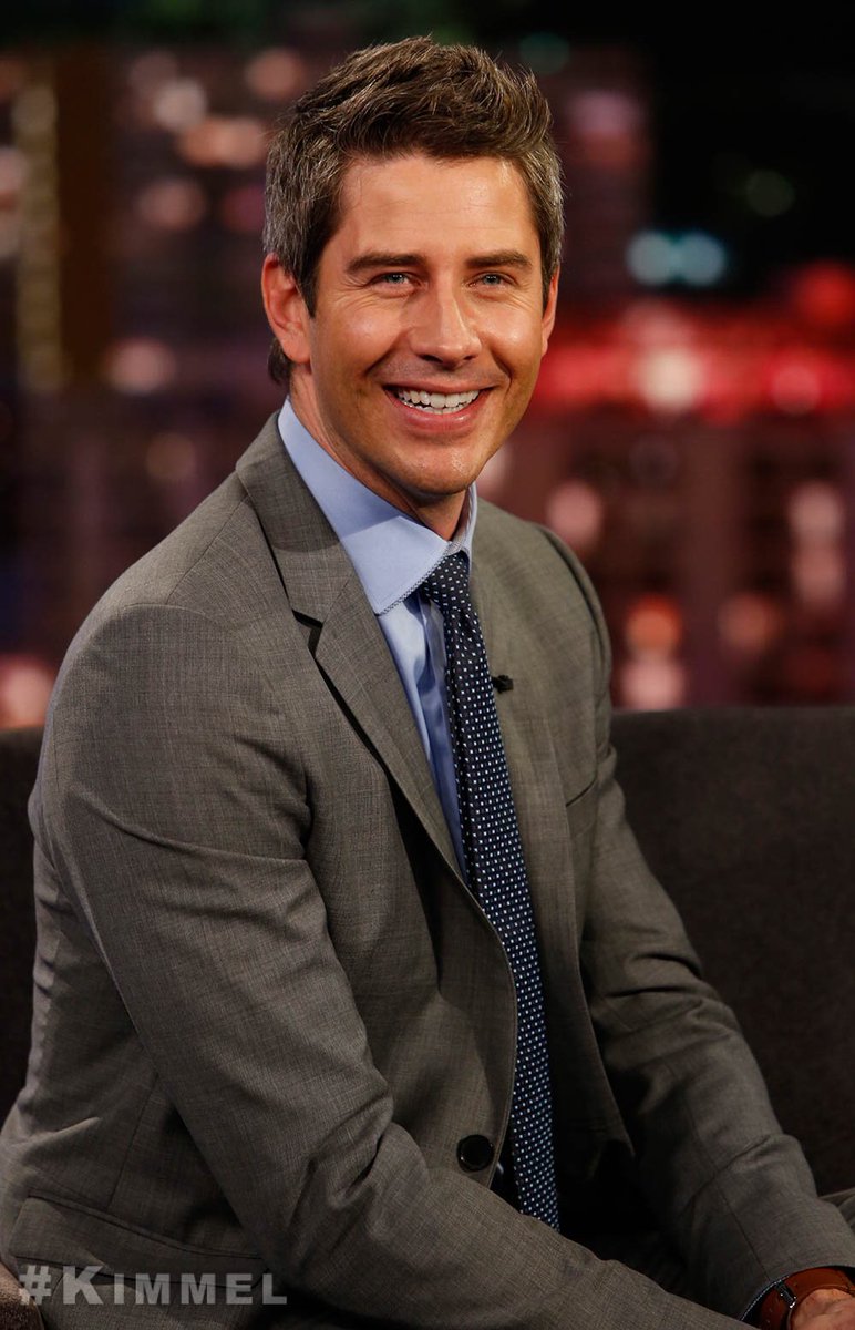 Topics tagged under kimmel on - Page 2 DSleIVcW4AEy_Ec