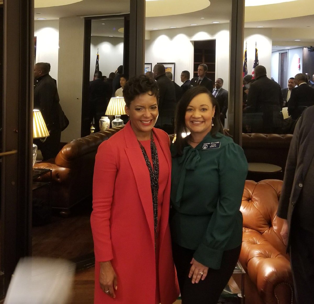 NikemaWilliams's tweet photo. “Atlanta is the city where impossible dreams take form.” The 60th Mayor of Atlanta @KeishaBottoms! #BlackGirlMagic makes #AtlantaMagic possible! https://t.co/XmKLbhIMdF