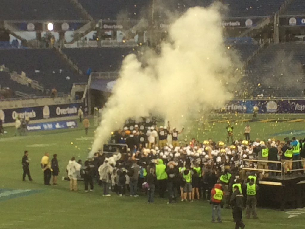 t_ginn's tweet photo. I again had the best seat in the house to watch #14 @NDFootball scare away #17 @LSUfootball to win the @CitrusBowl!!! A huge statement win, a 6-win improvement to a 10-win season, and my first full year in the Student Section!!!#LSUvsND #GoIrish #CitrusBowlChamps #ND2021 🍊🍋🏈☘ https://t.co/9vv6jTjzH2