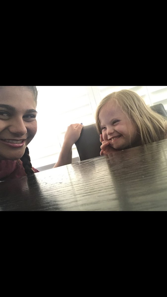 MissValleySunOT's tweet image. #twotimetuesday 💕👫 I love being on break because I got to volunteer at TWO programs today at my home away from home, GiGi’s Playhouse!