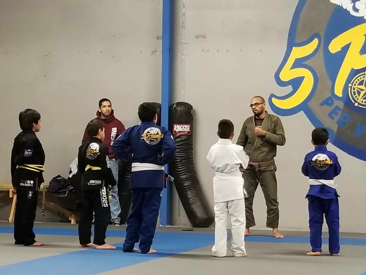 5pointsjj's tweet photo. Our 1st official kids class of the year 🥋

"You can do what I cannot do. I can do what you cannot do. Together we can do great things" - Mother Teresa 

#5pointsjiujitsu #fcfa #leadbjj #warlugo #salinasbrothers #teamwork #archetype https://t.co/44kmdH6147