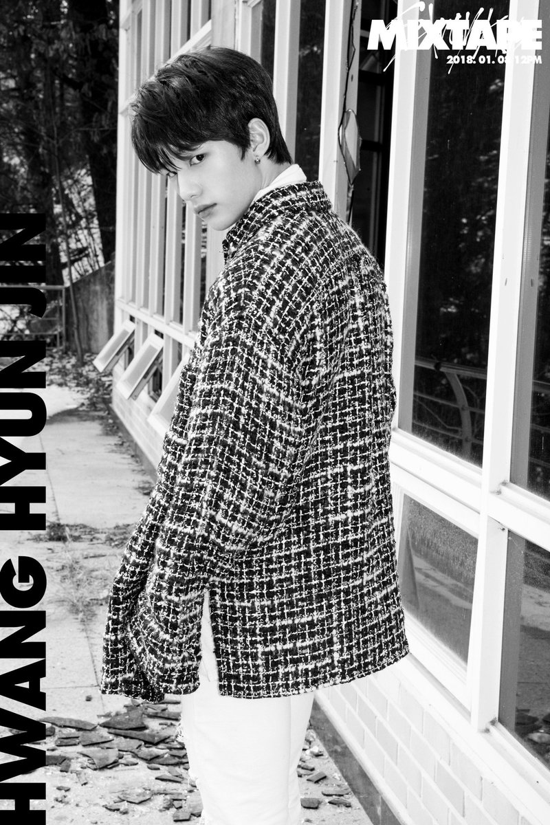 Tell me how to not die whenever i see this :"))