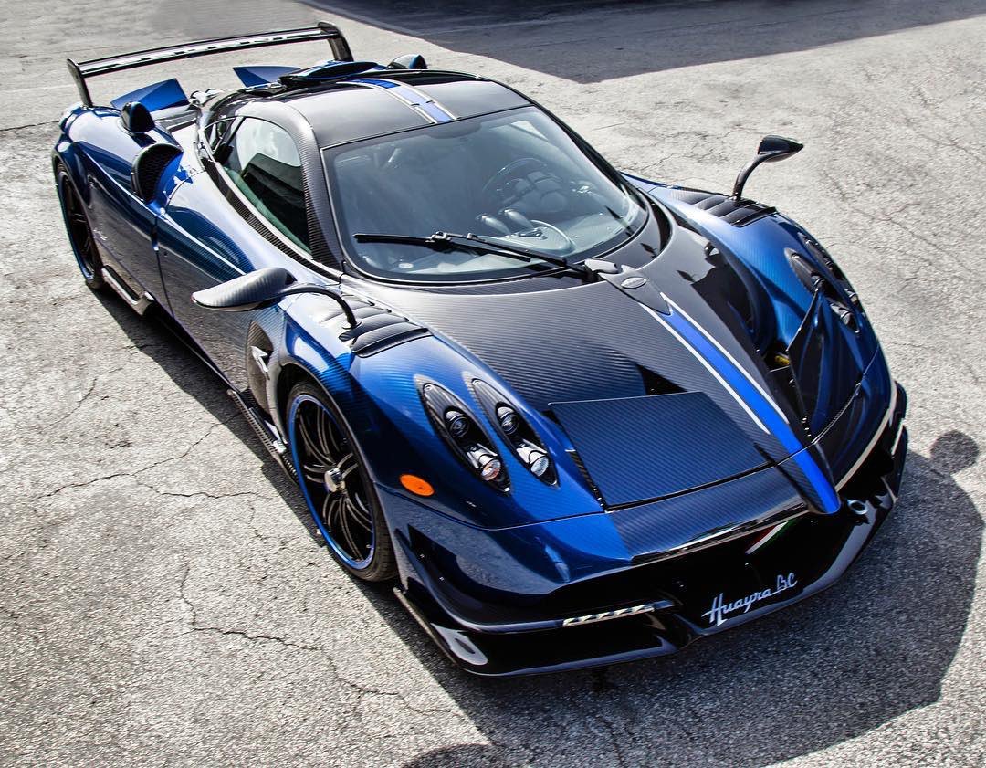 Как называются быстрые машины. Pagani Huayra. Pagani Huayra BC. Машина Pagani Huayra. Машина Pagani Huayra BC.