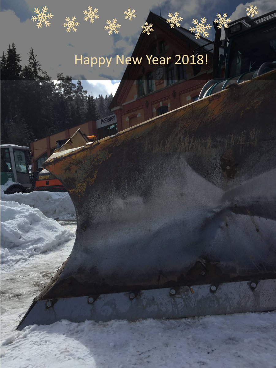 muttersolutions's tweet image. #HappyNewYear2018 from MUTTER solutions! Have a good start into 2018 and drive safely through snow and ice!