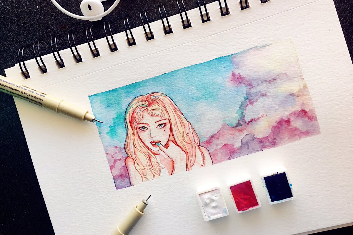 Dujun_Doodle's tweet photo. Lips &amp; Hips #Hyuna #현아 https://t.co/ter96Q4obC